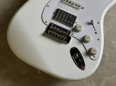 Fender MIJ Hybrid II Stratocaster HSS Rosewood / Satin Arctic White【島村楽器別注カラー/マッチングヘッド】_3