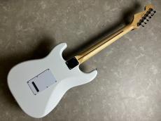Fender MIJ Hybrid II Stratocaster HSS Rosewood / Satin Arctic White【島村楽器別注カラー/マッチングヘッド】_8
