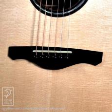 NISHIHARA GUITARS Pado 000 Cutaway_10