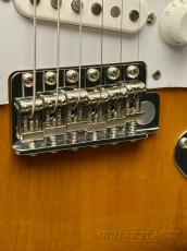 Fender 【中古特価市】  70th Anniversary American Vintage II 1954 Stratocaster -2 Color Sunburst- 2024年製_4