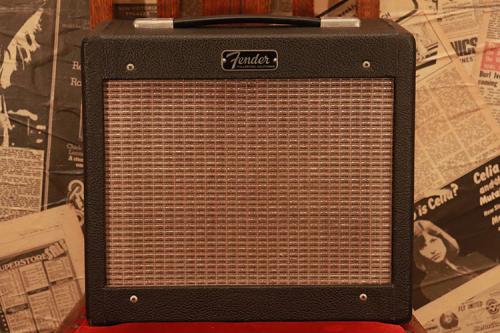 Fender Fender 1964 Champ "5F1 Narrow Panel Black Champ"