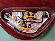 Gibson SG STANDARD CH_11