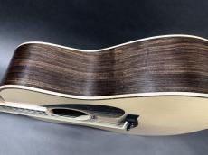 YAMAHA LL-56 Custom ARE / Solid Engelrmann Spruce Top(ARE)・Solid Indian Rosewood Side and Back・Abalone Head Trim and  Body Trim and Rosette・Mahogany &Rosewood 5P Neck・Ebony Fingerboard and Bridge 【With Origi_5
