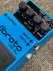 BOSS VB-2W_3