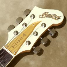 Baum Guitars Wingman with Tremolo, Vintage White_4