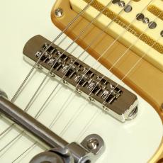 Baum Guitars Wingman with Tremolo, Vintage White_7
