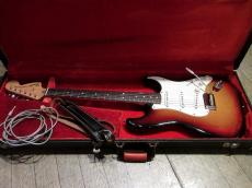 Fender 1972 Fender Stratocaster Sunburst / Rose_11