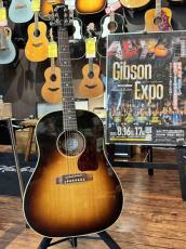 Gibson J-45 Standard_8