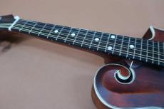 Eastman MD-315 AR / F-Style・Solid Spruce Top・Solid Flame Maple Side and Back・F- Hole・Maple Neck・Ebony Fingerboard and Adjustable Bridge・Matte Nitrocellulose Finsh・Antique Red【With Original Soft Case】2013年製_9