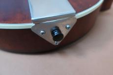 Eastman MD-315 AR / F-Style・Solid Spruce Top・Solid Flame Maple Side and Back・F- Hole・Maple Neck・Ebony Fingerboard and Adjustable Bridge・Matte Nitrocellulose Finsh・Antique Red【With Original Soft Case】2013年製_13