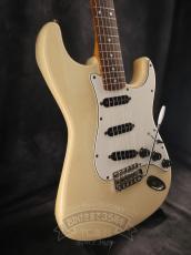 Squier by Fender 1983 CST-30 White_4