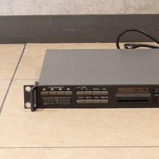 ZOOM 9200_3