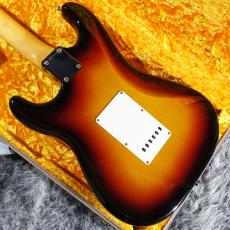 Fender American Vintage II 1961 Stratocaster 3-Color Sunburst 2022_7