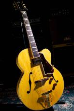 Archtop Tribute AT350