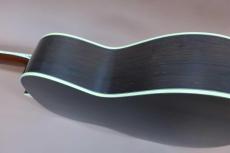 TACOMA PBR-40 Limited Edition / Solid AAA Engelmann Spruce Top・Solid Brazilian Rosewood Side and Back・Abalone Trim and Rosette・Ebony Fingerboard and Bridge・Ivoroid Binding【With Original Hard Case】2001年製_3