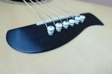 TACOMA PBR-40 Limited Edition / Solid AAA Engelmann Spruce Top・Solid Brazilian Rosewood Side and Back・Abalone Trim and Rosette・Ebony Fingerboard and Bridge・Ivoroid Binding【With Original Hard Case】2001年製_14