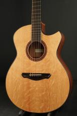 Fujii Guitars OM Cutaway_2