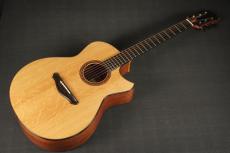 Fujii Guitars OM Cutaway_10