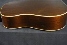 Gibson J-45_16