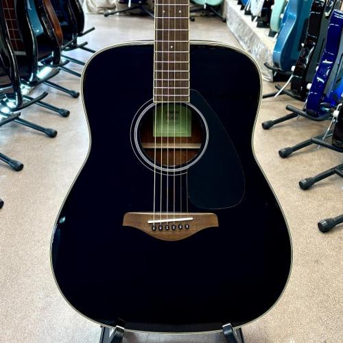 YAMAHA FG820