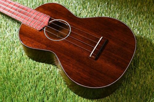 tkitki ukulele HM-C CUSTOM Concert【S/N1567】