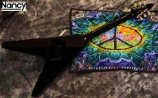 Epiphone JIMI HENDRIX PAINTED V Epiphone Inspired by Gibson Custom Shop Jimi Hendrix "Love Drops" Flying_8