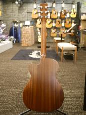 Martin 000CJR-10E ～Street Master～【コスパ◎】【コードを押さえやすい】_3