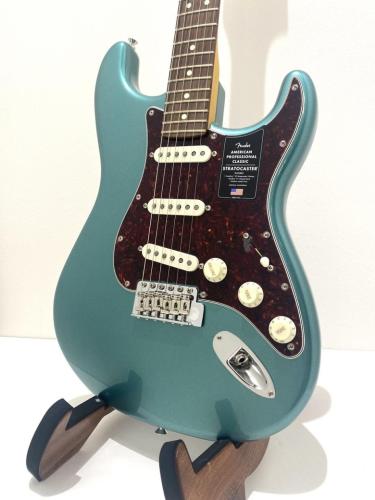 Fender American Professional Classic Stratocaster, Rosewood Fingerboard / Faded Sherwood Green Metallic