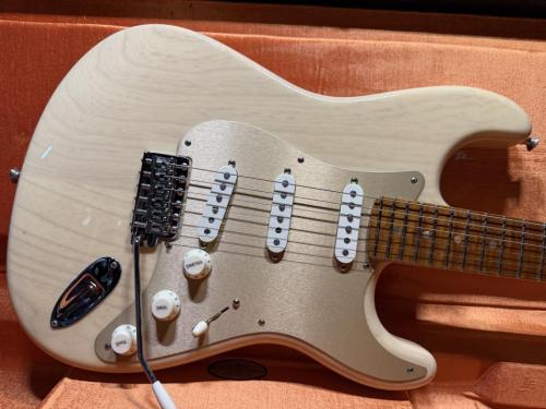 Fender Custom Shop Fender Custom Shop American Custom Stratocaster NOS / Honey Blonde