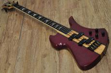 B.C.Rich Heritage Classic Mockingbird Bass