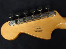 Squier Classic Vibe '70s Jaguar 3-Color Sunburst_9