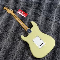 Fender Player II Stratocaster MN Hialeah Yellow_5