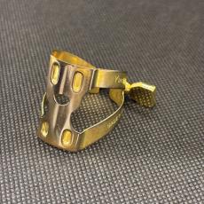 YANAGISAWA Yany Ligature テナーサックス用 ヤニー・ニコちゃんヤニー・リガチャー