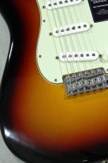 Fender 【軽量個体!】LTD Vintera II Road Worn '60s Stratocaster/3-Coler Sunburst【3.17kg】_4