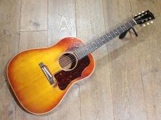 Gibson J-45_2
