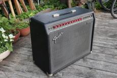 Fender Princeton Chorus_3
