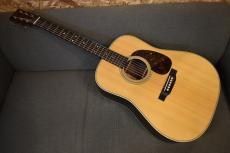 Martin D-28 STANDARD_2