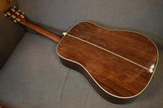 Martin D-28 STANDARD_3