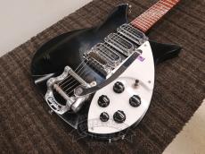 Rickenbacker 2001 325V63 with Bigsby Jet Glo_9