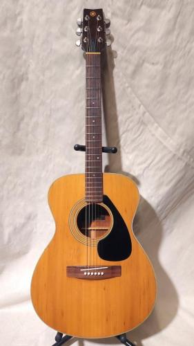 YAMAHA FG-200F