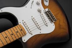 Fender 70th Anniversary American Vintage II 1954 Stratocaster【70周年記念モデル】【ギグバッグプレゼント】_4