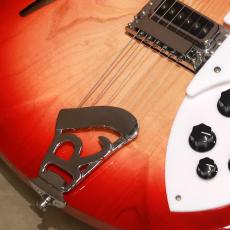 Rickenbacker 330FG_7