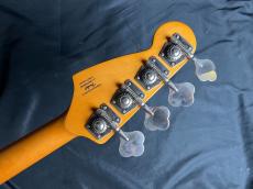 Squier Classic Vibe '60s Mustang Bass_11