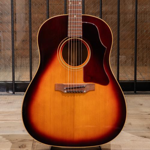 Gibson J-45 / 1969