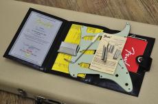 Fender Custom Shop 63 StratoCaster Shell Pink journeyman Relic 30th Anniversary Limited Edition_4