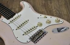 Fender Custom Shop 63 StratoCaster Shell Pink journeyman Relic 30th Anniversary Limited Edition_9