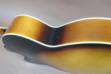 Chaki P-80 / Venetian Cutaway・Inlay Logo・Original Peg・Double Parallelogram Inlay・Ebony Fingerboard・Arched Spruce top・Maple Side and Arched Maple back・f-Sound Hole【Original Hard Case】1970年代製_4