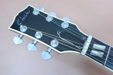 Chaki P-80 / Venetian Cutaway・Inlay Logo・Original Peg・Double Parallelogram Inlay・Ebony Fingerboard・Arched Spruce top・Maple Side and Arched Maple back・f-Sound Hole【Original Hard Case】1970年代製_8