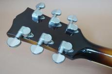 Chaki P-80 / Venetian Cutaway・Inlay Logo・Original Peg・Double Parallelogram Inlay・Ebony Fingerboard・Arched Spruce top・Maple Side and Arched Maple back・f-Sound Hole【Original Hard Case】1970年代製_10
