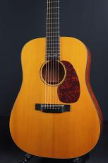 Martin D-18CW Clarence White_2
